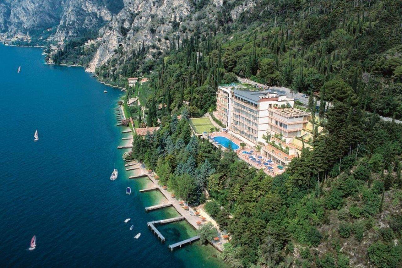 Hotel Astor Limone sul Garda Exterior foto