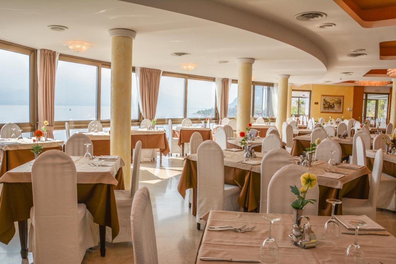 Hotel Astor Limone sul Garda Exterior foto